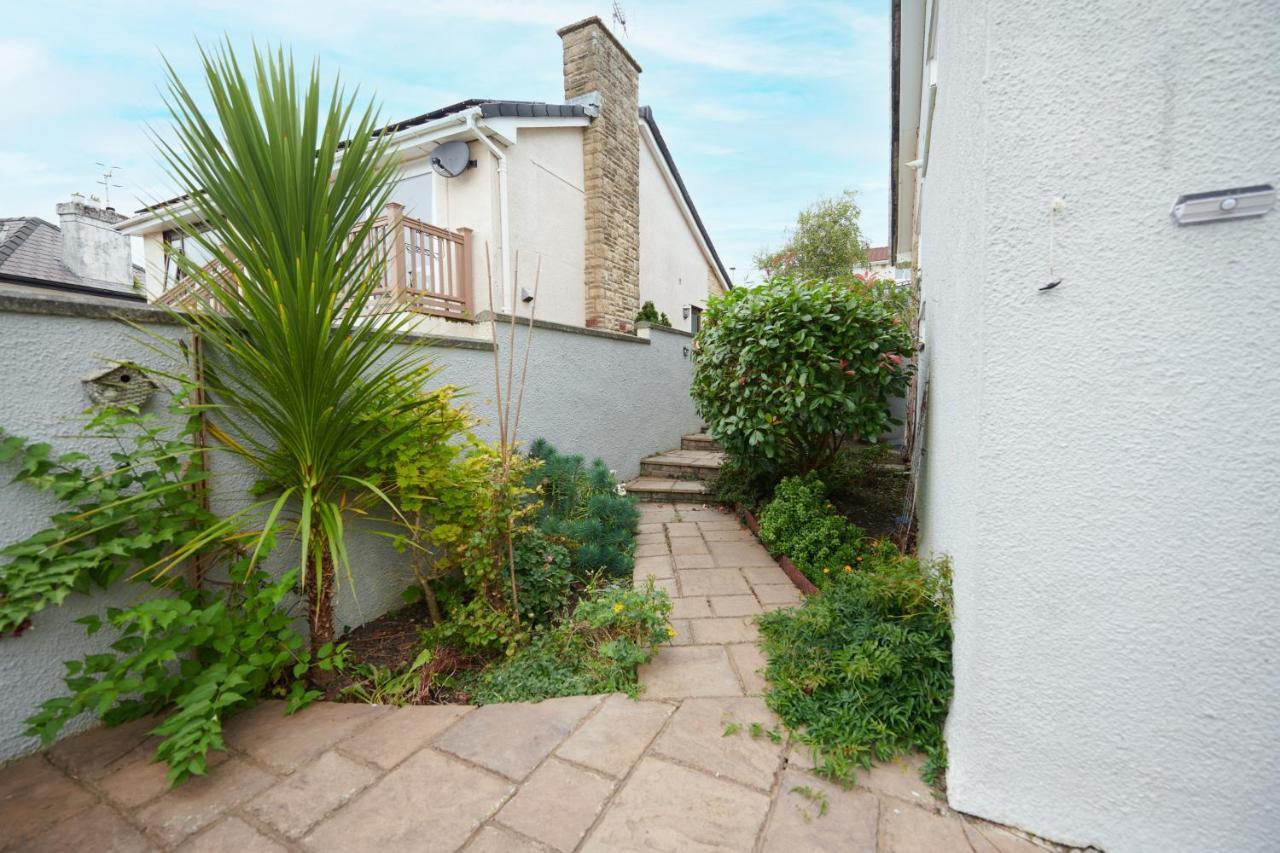 Sea Gem- Beautiful Family Home With Stunning Sea Views & Garden Tenby Exteriér fotografie