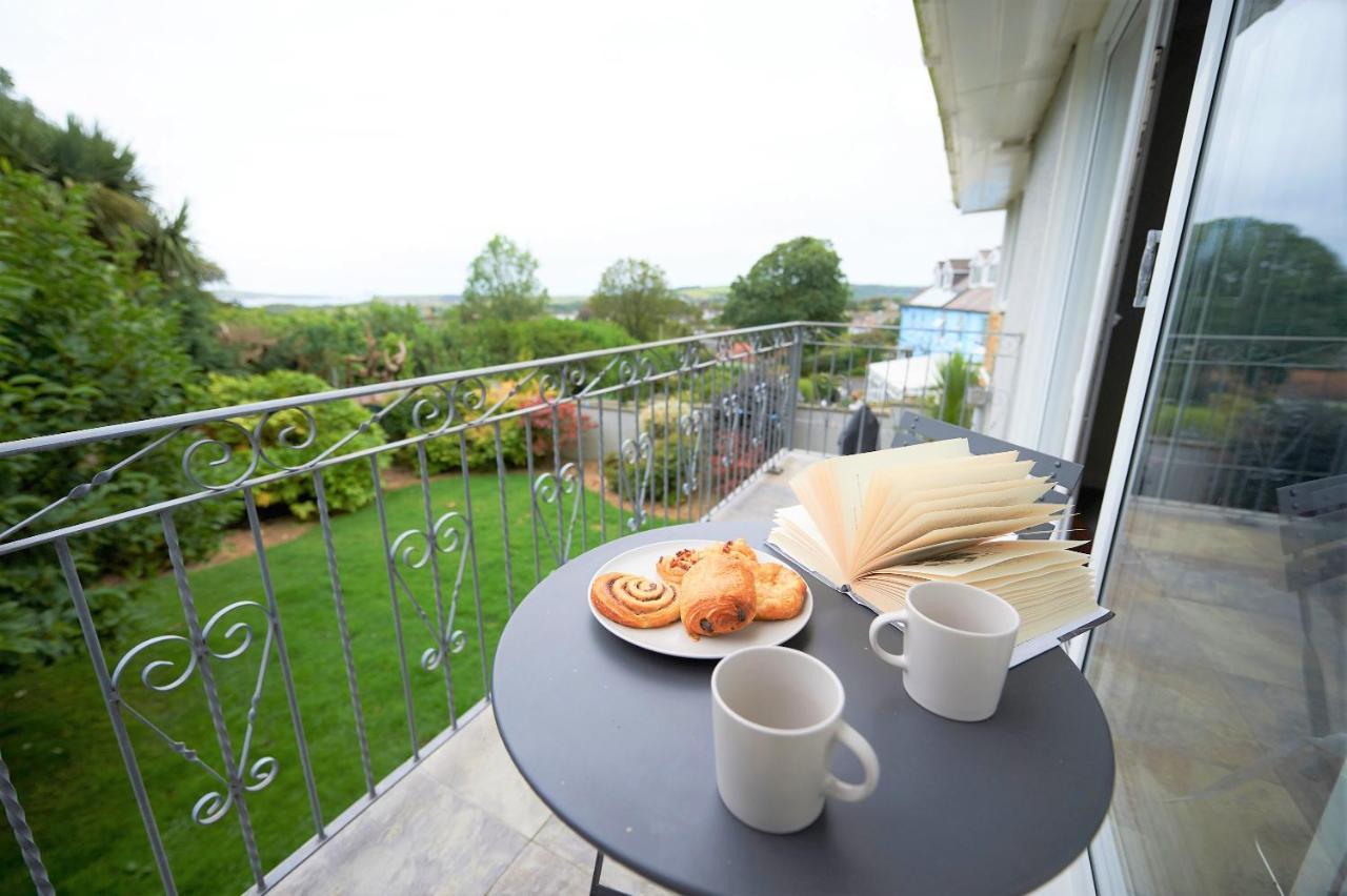 Sea Gem- Beautiful Family Home With Stunning Sea Views & Garden Tenby Exteriér fotografie